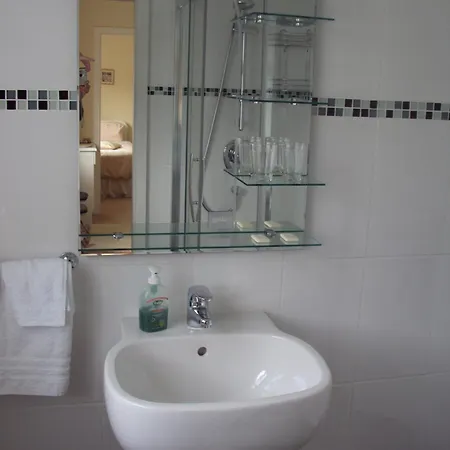 Bed & Breakfast Ryebrook House 4*