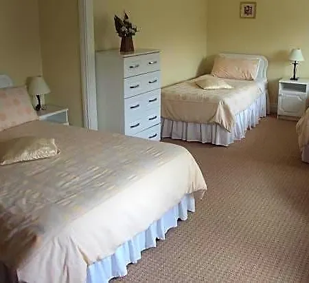 فندق مبيت وإفطار Ryebrook House 4*